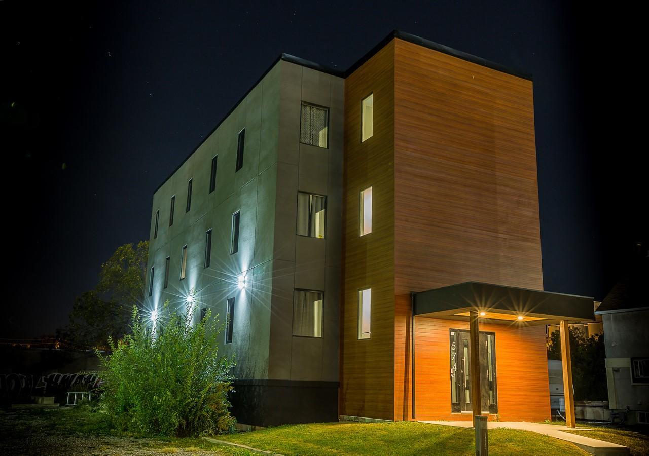מפלי הניאגרה Clifton Hill Condos 3B מראה חיצוני תמונה